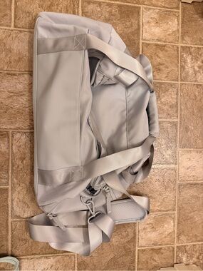 GYMSHARK Light Grey Small Gym bag